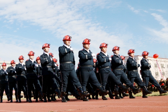 鐵骨錚錚男子漢——礦工精神、...